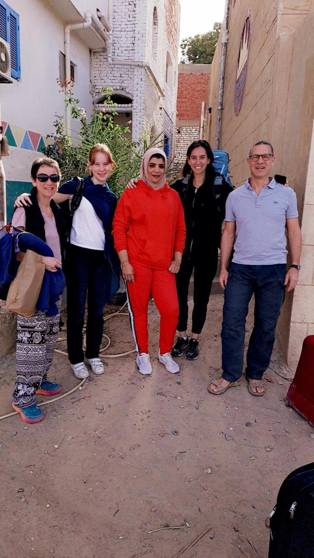 Queen House Aswan Bagian luar foto