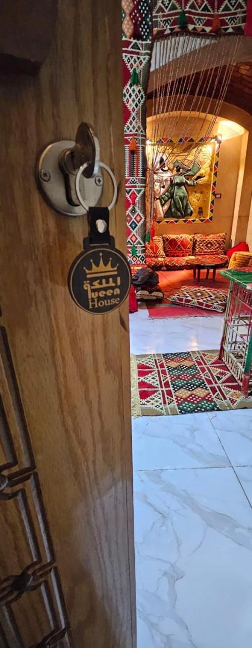 Queen House Aswan Bagian luar foto