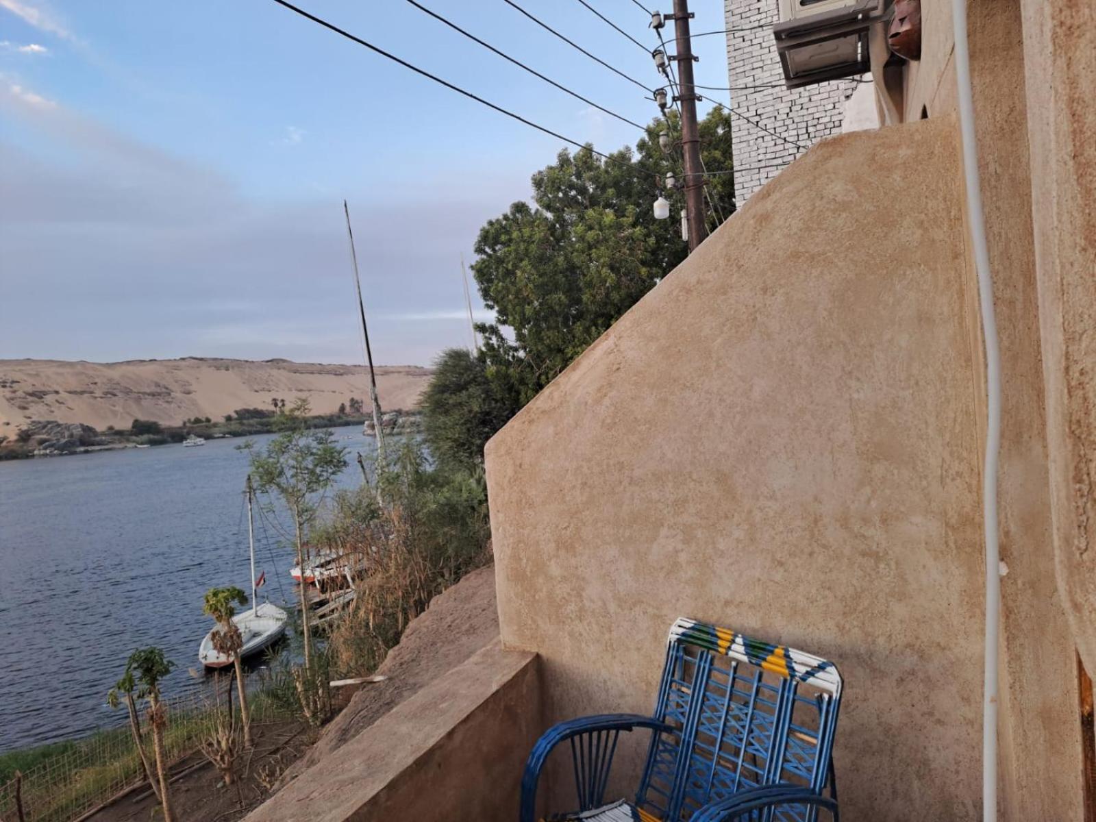 Queen House Aswan Bagian luar foto