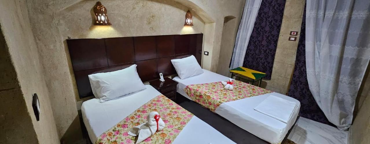 Queen House Aswan Bagian luar foto